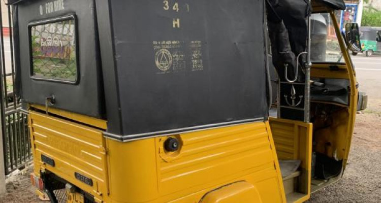PIAGGIO 2011 APE