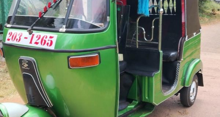 BAJAJ 1997 2 STROKE