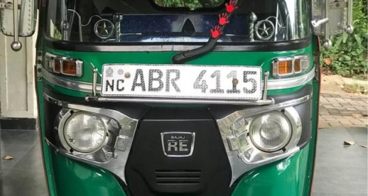 BAJAJ 2018 4 STROKE