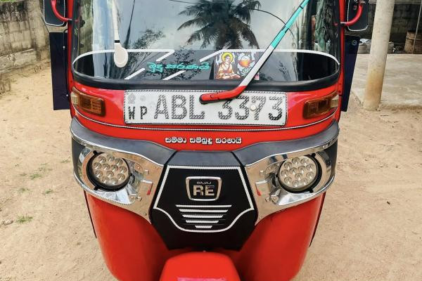 BAJAJ 2016 4 STROKE