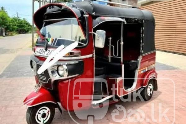 BAJAJ 2015 4 STROKE