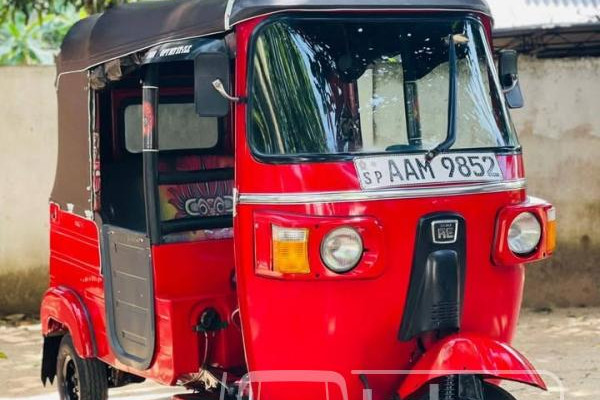 BAJAJ 2013 4 STROKE