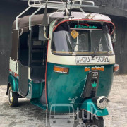 BAJAJ 2009 4 STROKE