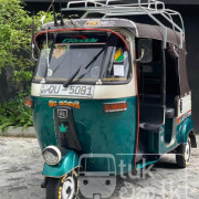 BAJAJ 2009 4 STROKE