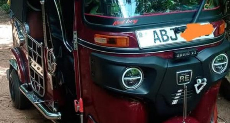 BAJAJ 2015 4 STROKE