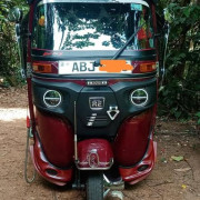 BAJAJ 2015 4 STROKE