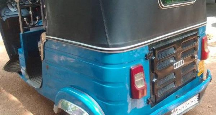BAJAJ 2010 4 STROKE