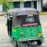 BAJAJ 2010  4 STROKE