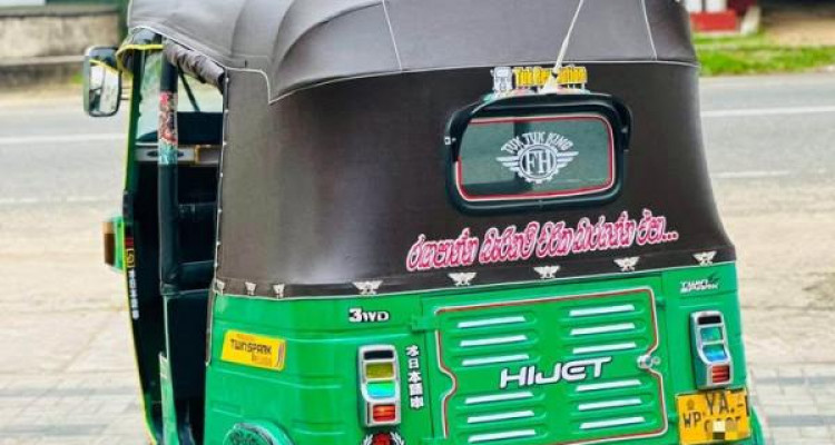 BAJAJ 2010  4 STROKE