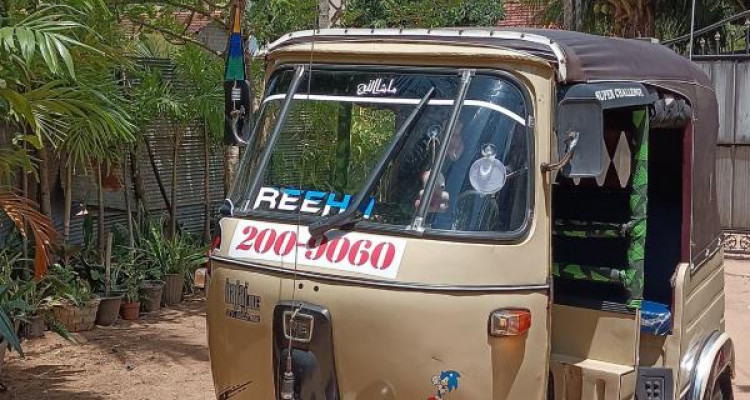 BAJAJ 1995 2 STROKE