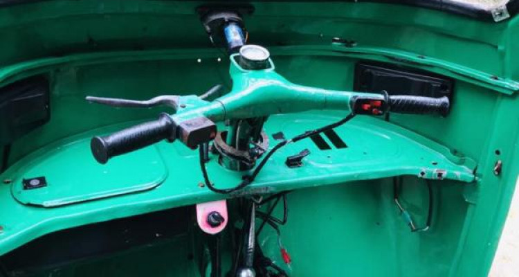 BAJAJ 2004 2 STROKE