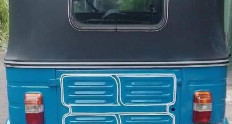 BAJAJ 2012 4 STROKE