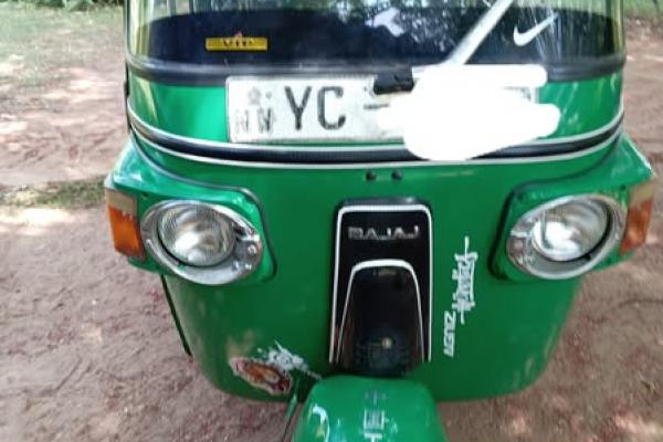 BAJAJ 2011 4 STROKE