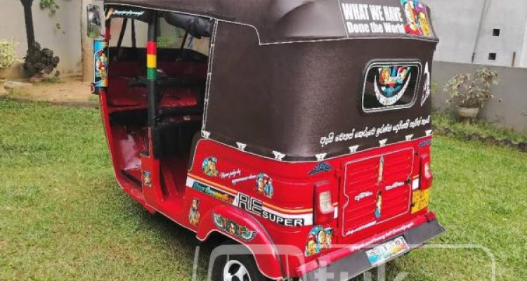 BAJAJ 2009 4 STROKE