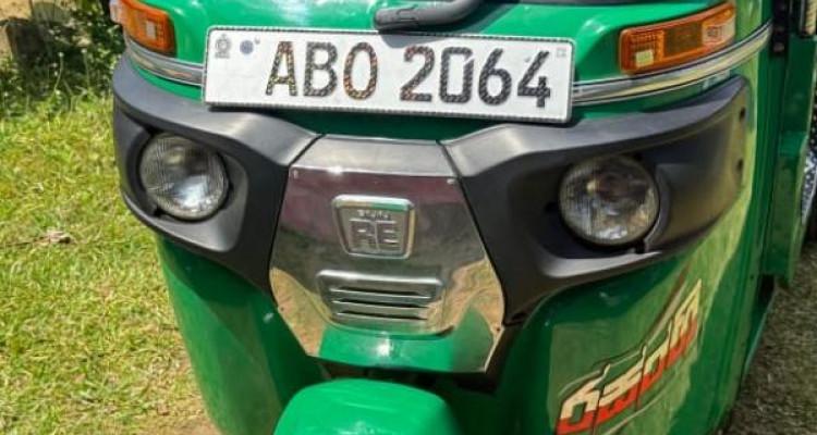 BAJAJ 2016 4 STROKE