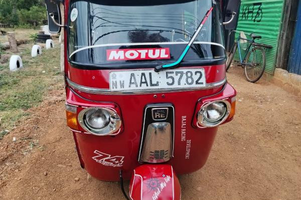 BAJAJ 2013 4 STROKE