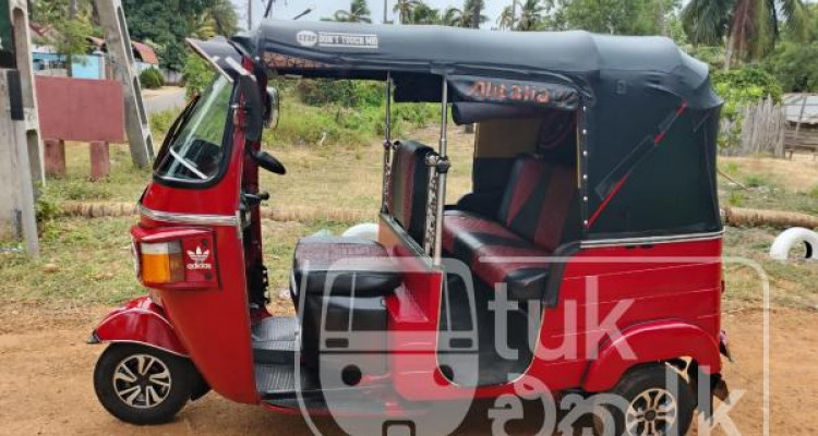 BAJAJ 2013 4 STROKE