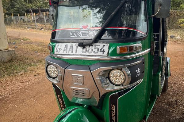 BAJAJ 2014 4 STROKE