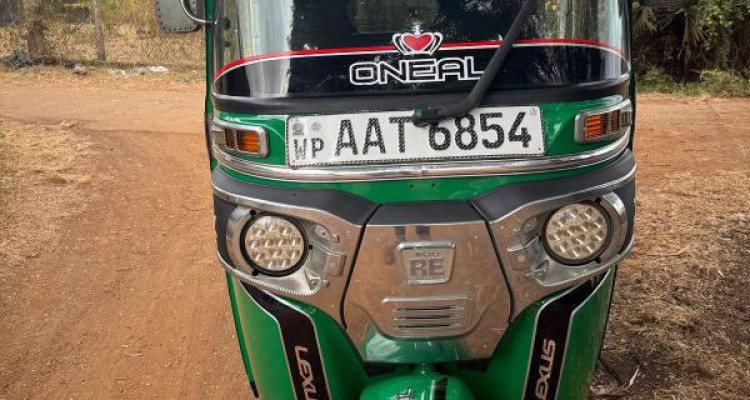 BAJAJ 2014 4 STROKE