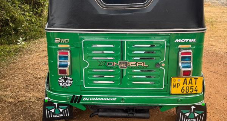 BAJAJ 2014 4 STROKE