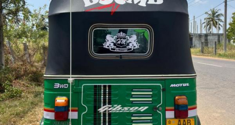 BAJAJ 2013 4 STROKE