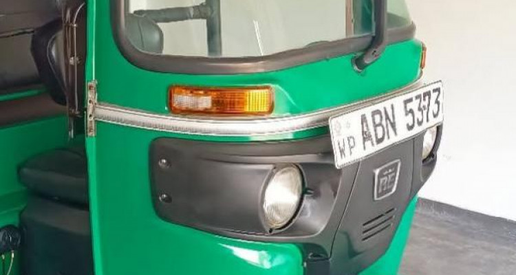 BAJAJ 2016 4 STROKE