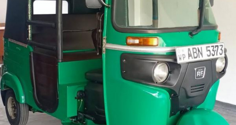 BAJAJ 2016 4 STROKE