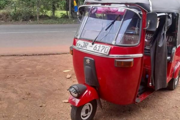 BAJAJ 2005 2 STROKE