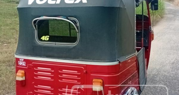 BAJAJ 2013 4 STROKE