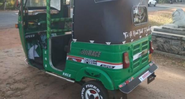 BAJAJ 2004 2 STROKE