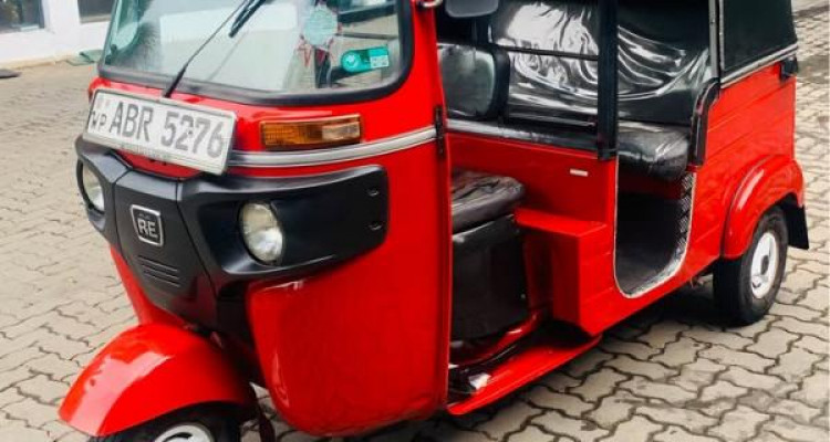 BAJAJ 2018 4 STROKE