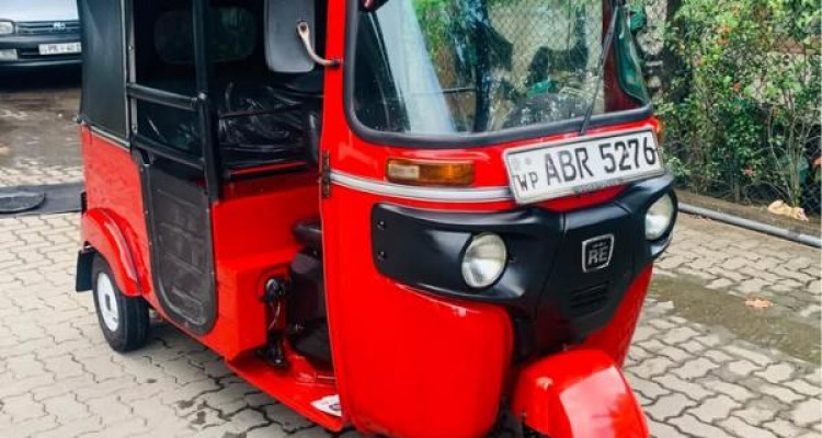 BAJAJ 2018 4 STROKE