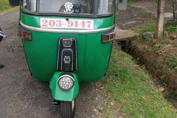 BAJAJ 1997 2 STROKE