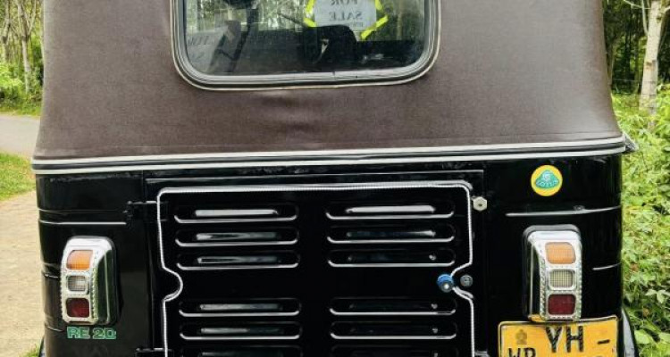 BAJAJ 2011 4 STROKE
