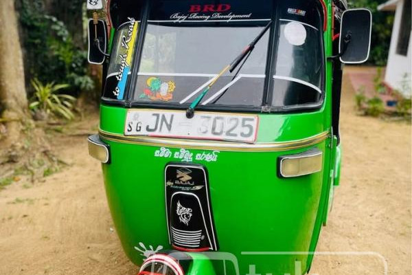 BAJAJ 2004 2 STROKE