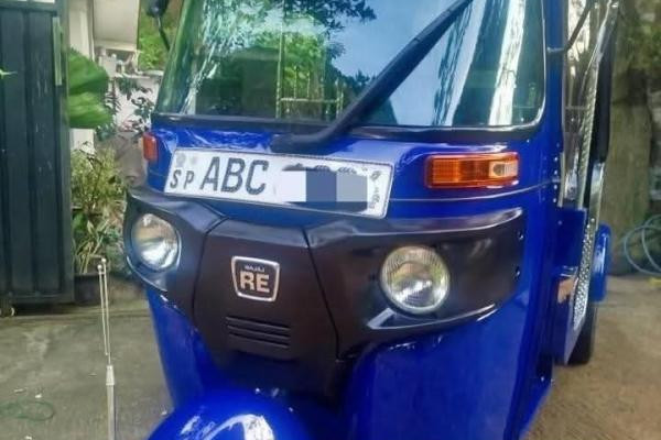 BAJAJ 2015 4 STROKE