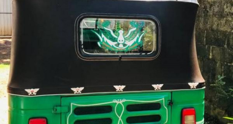 BAJAJ 2009 4 STROKE