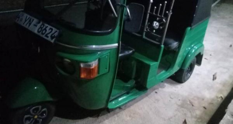 BAJAJ 2011 4 STROKE