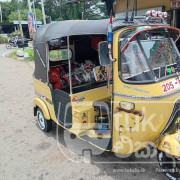 BAJAJ 1999 2 STROKE