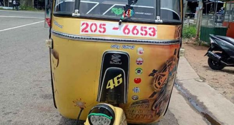 BAJAJ 1999 2 STROKE