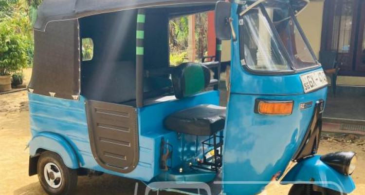 BAJAJ 2003 2 STROKE