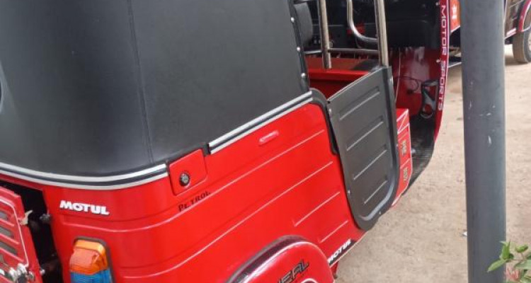 BAJAJ 2011 4 STROKE