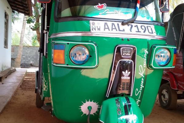BAJAJ 2013 4 STROKE