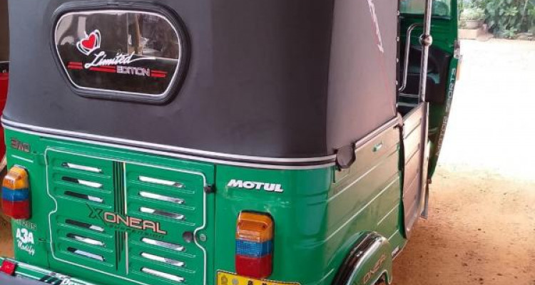 BAJAJ 2013 4 STROKE