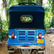 BAJAJ 2015 4 STROKE