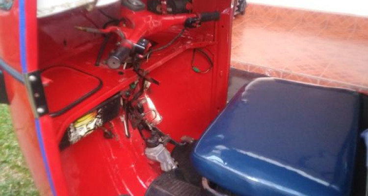 BAJAJ 2005 2 STROKE