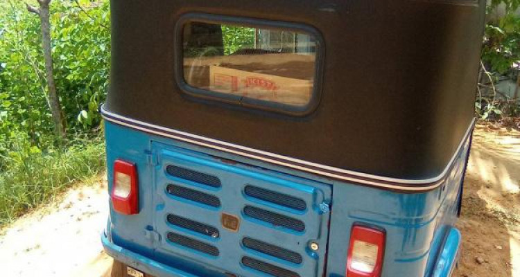 BAJAJ 2004 2 STROKE