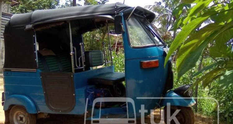 BAJAJ 2004 2 STROKE