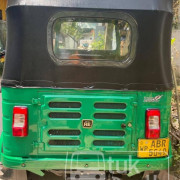 BAJAJ 2018 4 STROKE