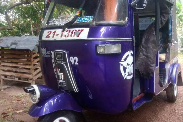 BAJAJ 1992 2 STROKE